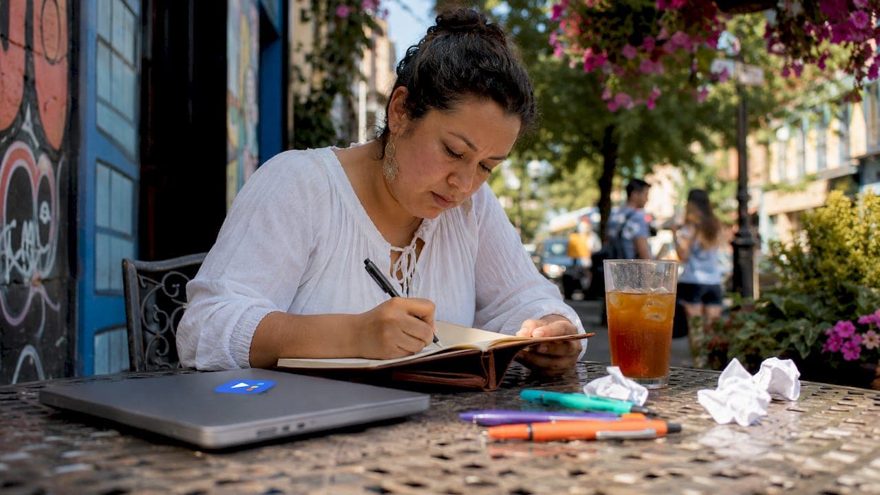 What Is Local Content Marketing? A Guide for Small Businesses